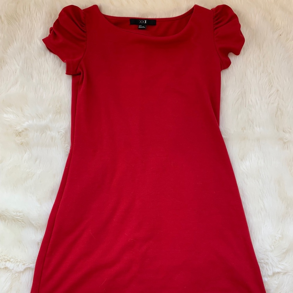 Forever 21 red dress puff sleeves f21